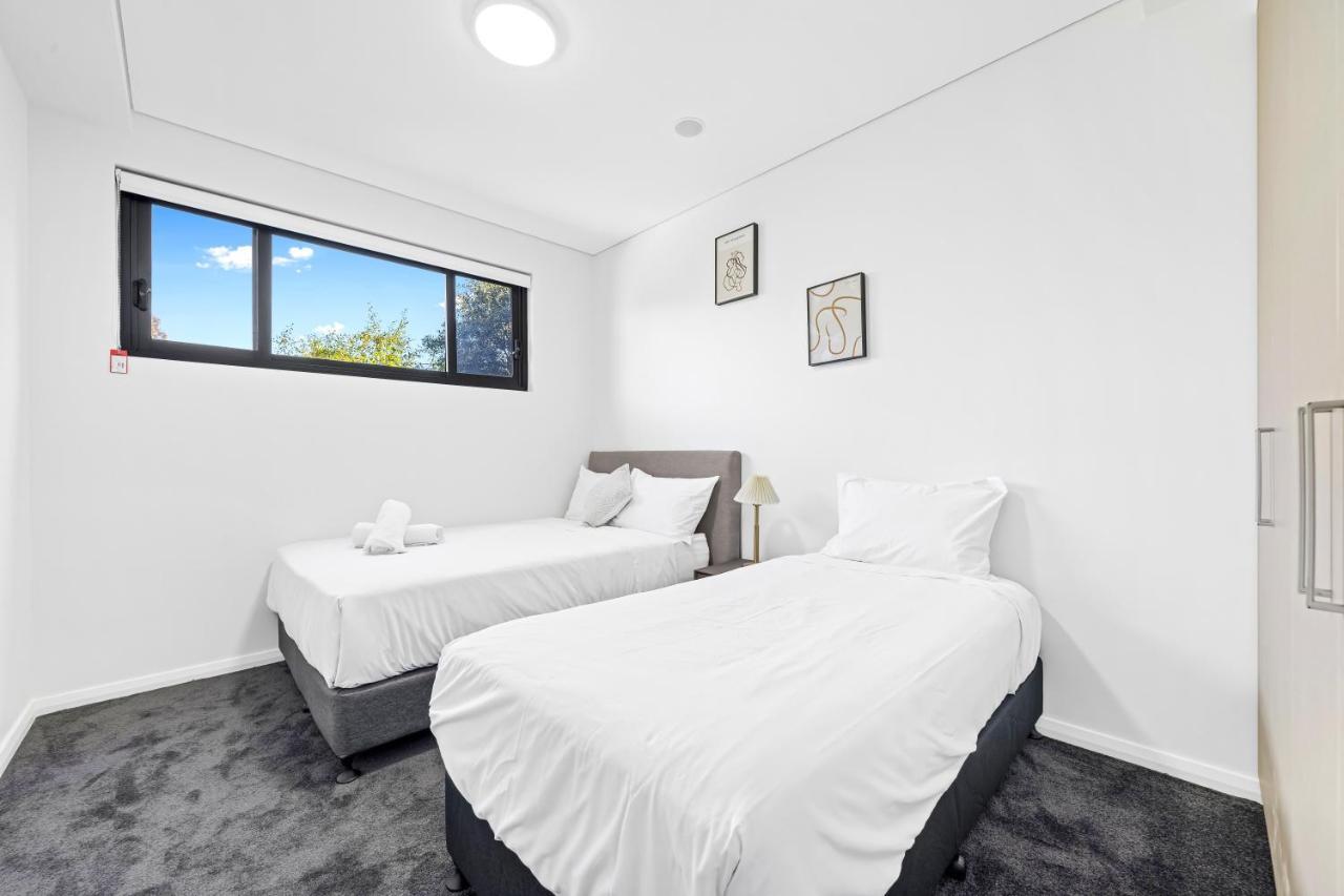 Urban Oasis In Heart Of Homebush Sydney Bagian luar foto