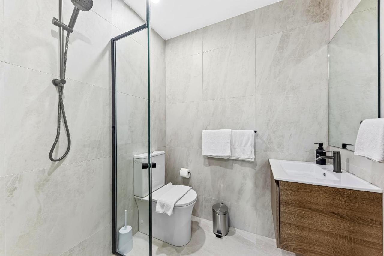 Urban Oasis In Heart Of Homebush Sydney Bagian luar foto