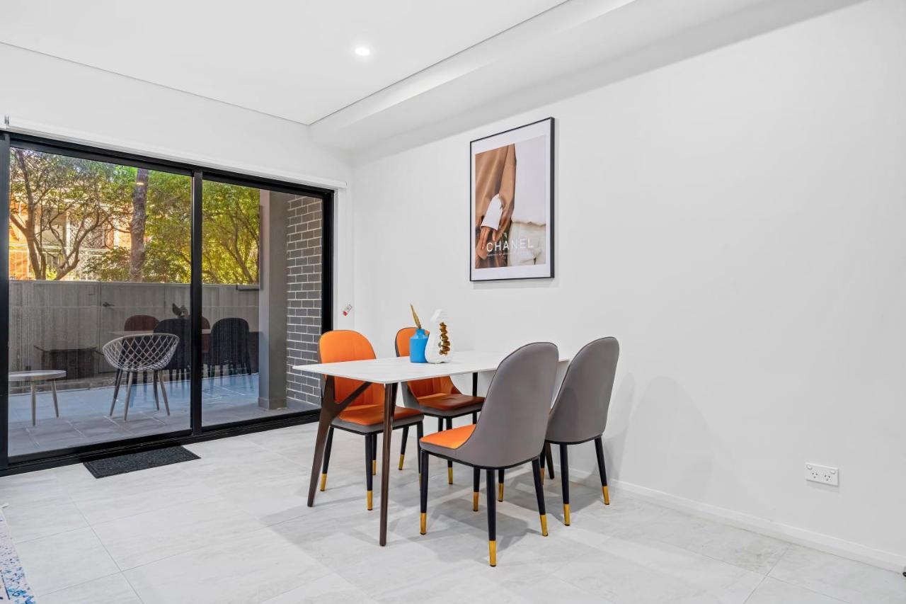 Urban Oasis In Heart Of Homebush Sydney Bagian luar foto