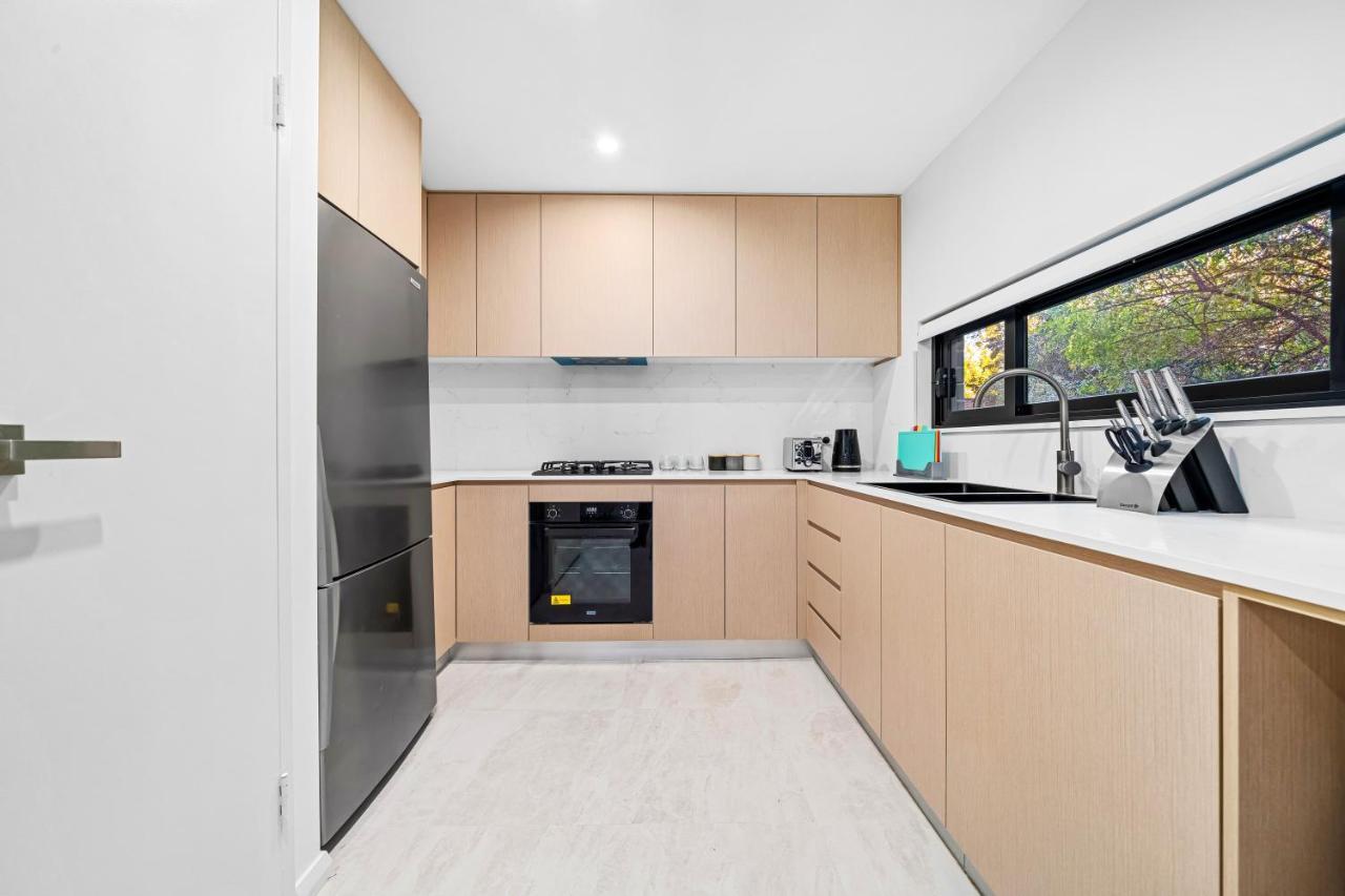 Urban Oasis In Heart Of Homebush Sydney Bagian luar foto