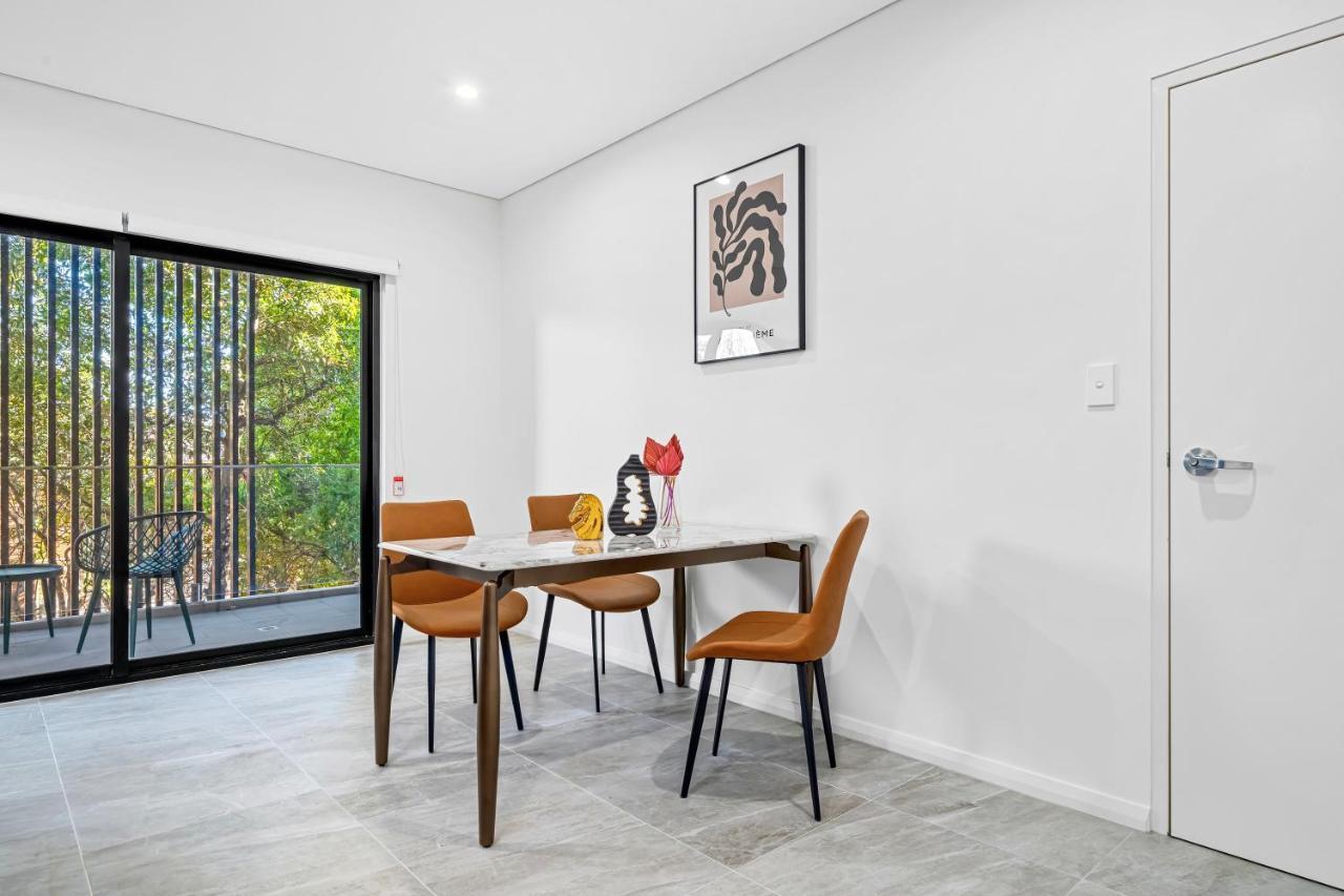 Urban Oasis In Heart Of Homebush Sydney Bagian luar foto